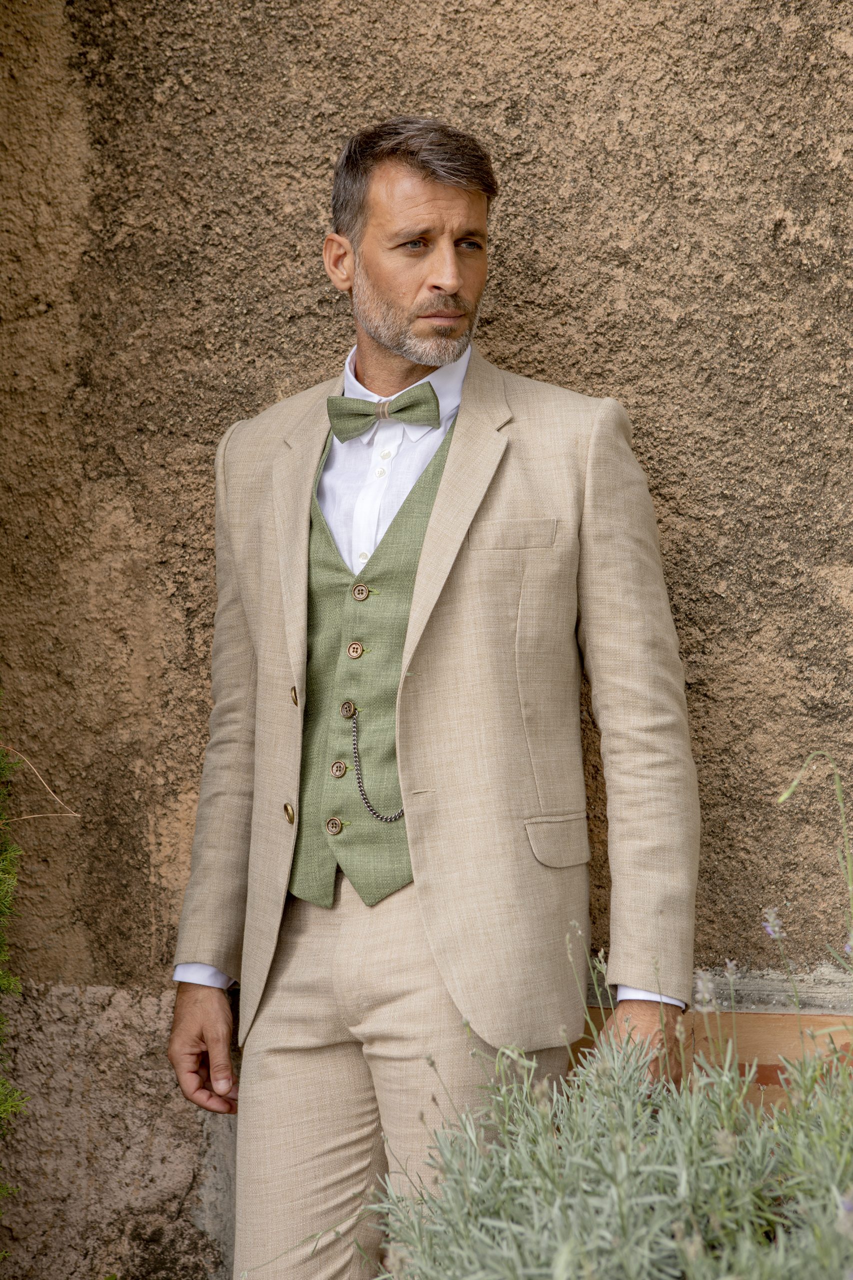 Garden Wedding Attire for Groom 